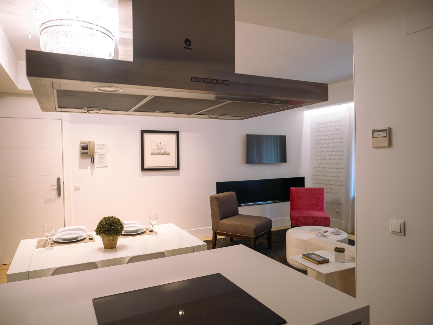 Palacio Plaza Conde Miranda Apartamento Madrid